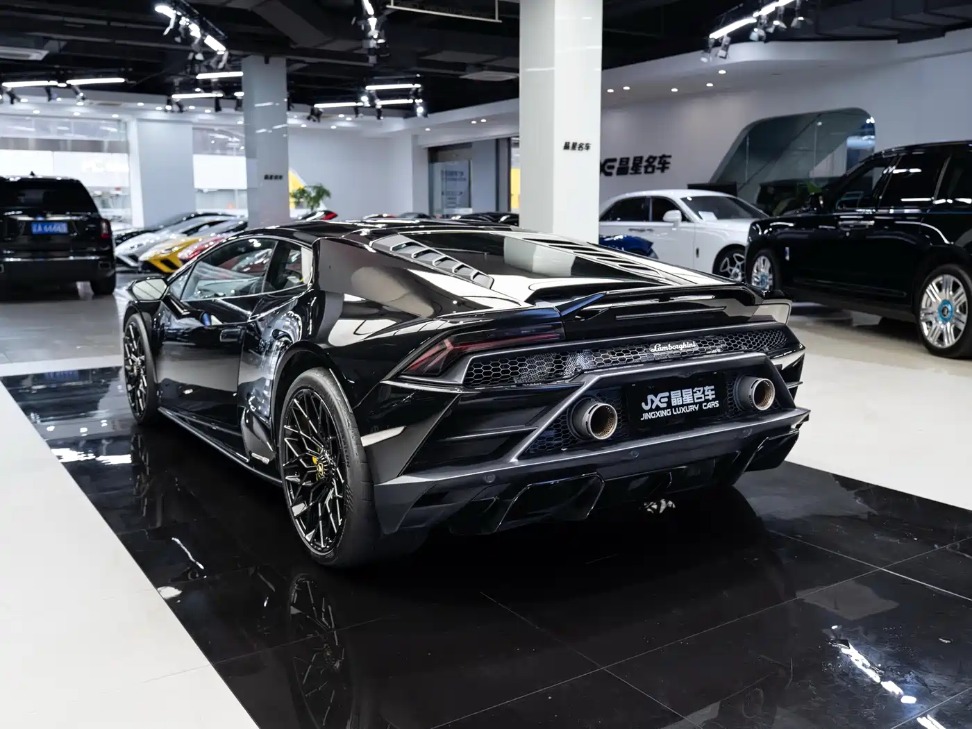 LAMBORGHINI HURACÁN