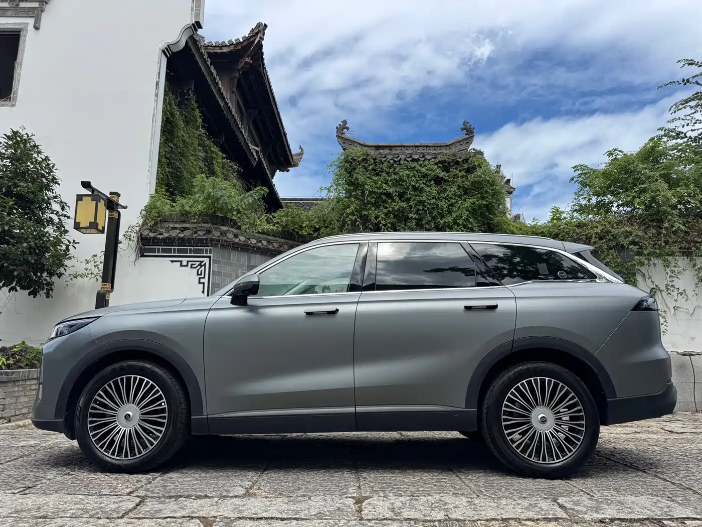 Chery Tiggo 8L 2024 2024 2.0T 2WD Premium 5-seater