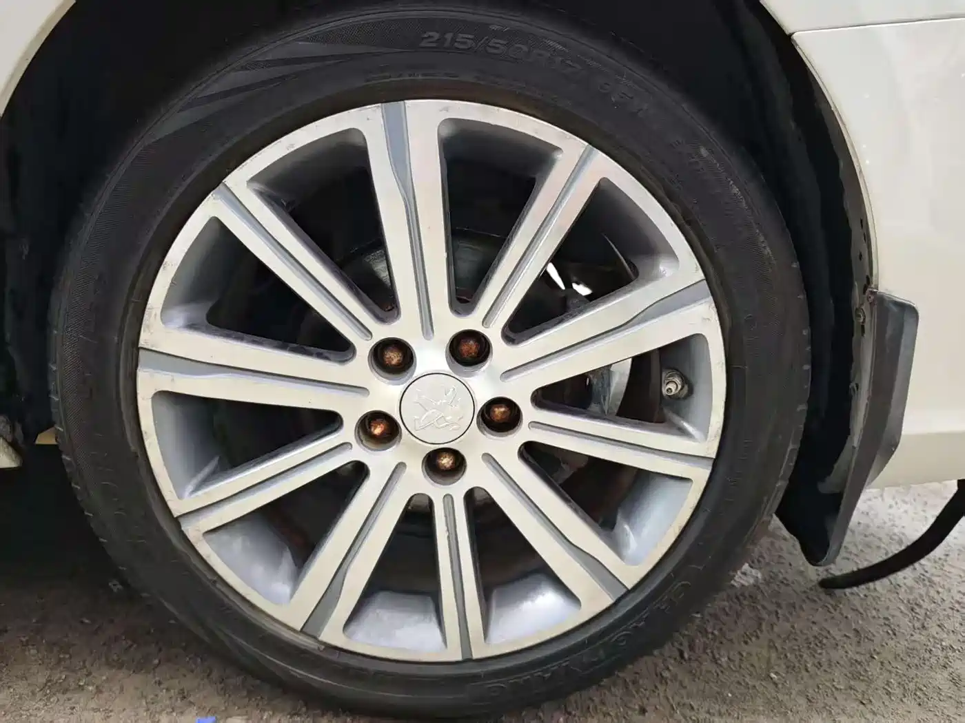 Peugeot 408 2016 1.6T Automatic Luxury Edition фото 8