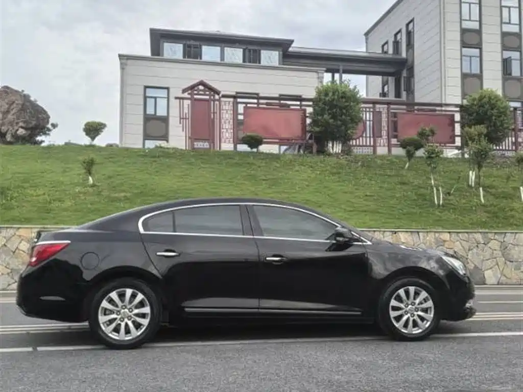 Buick LaCrosse 2013 2.4L SIDI Leading Comfort фото 6