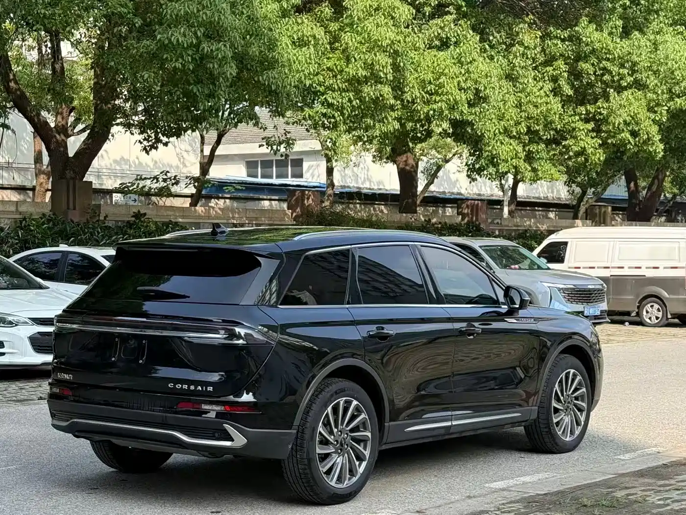 LINCOLN ADVENTURER