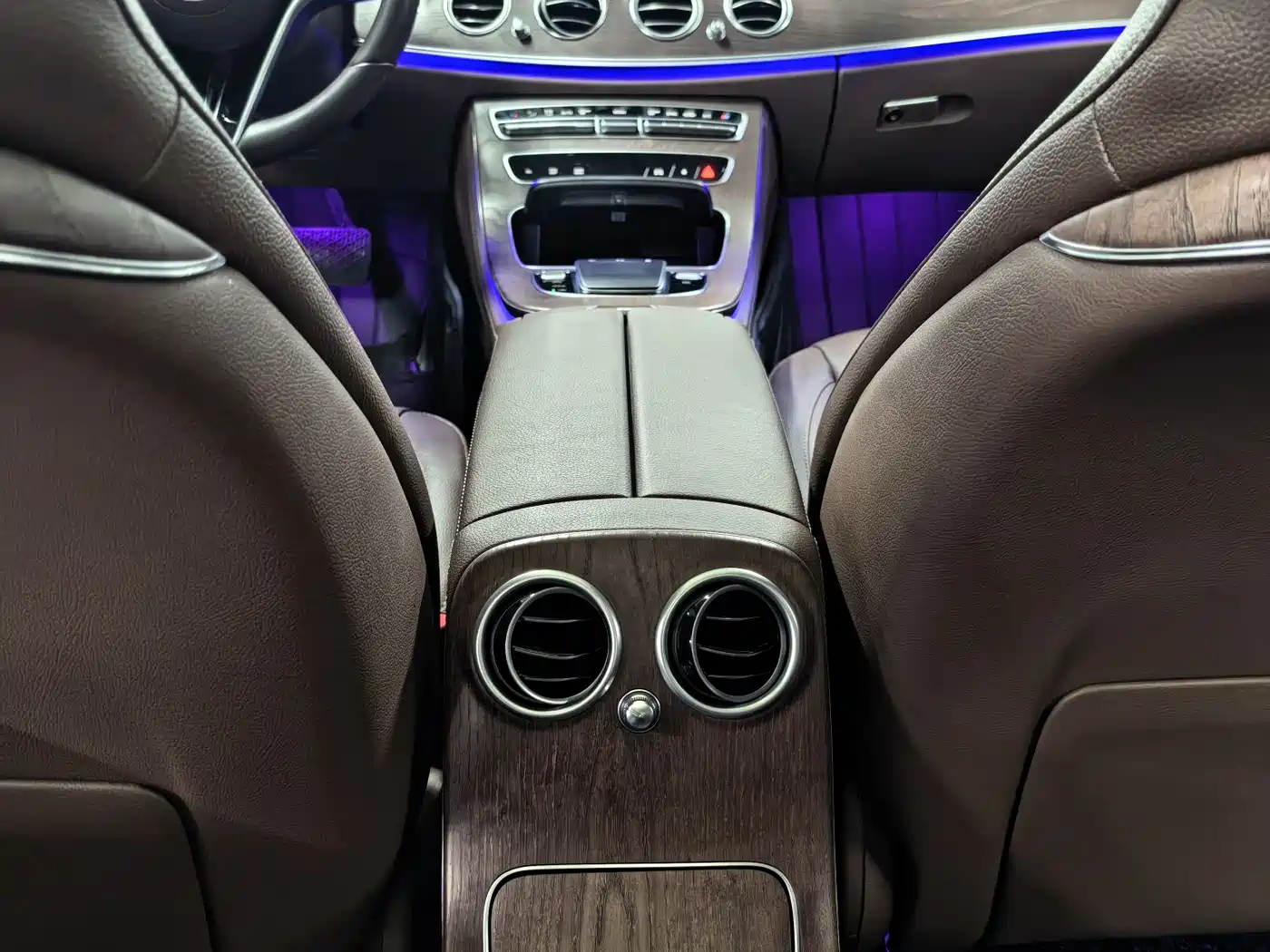 Mercedes-Benz E-Class 2021 E 300 L Fashion фото 9