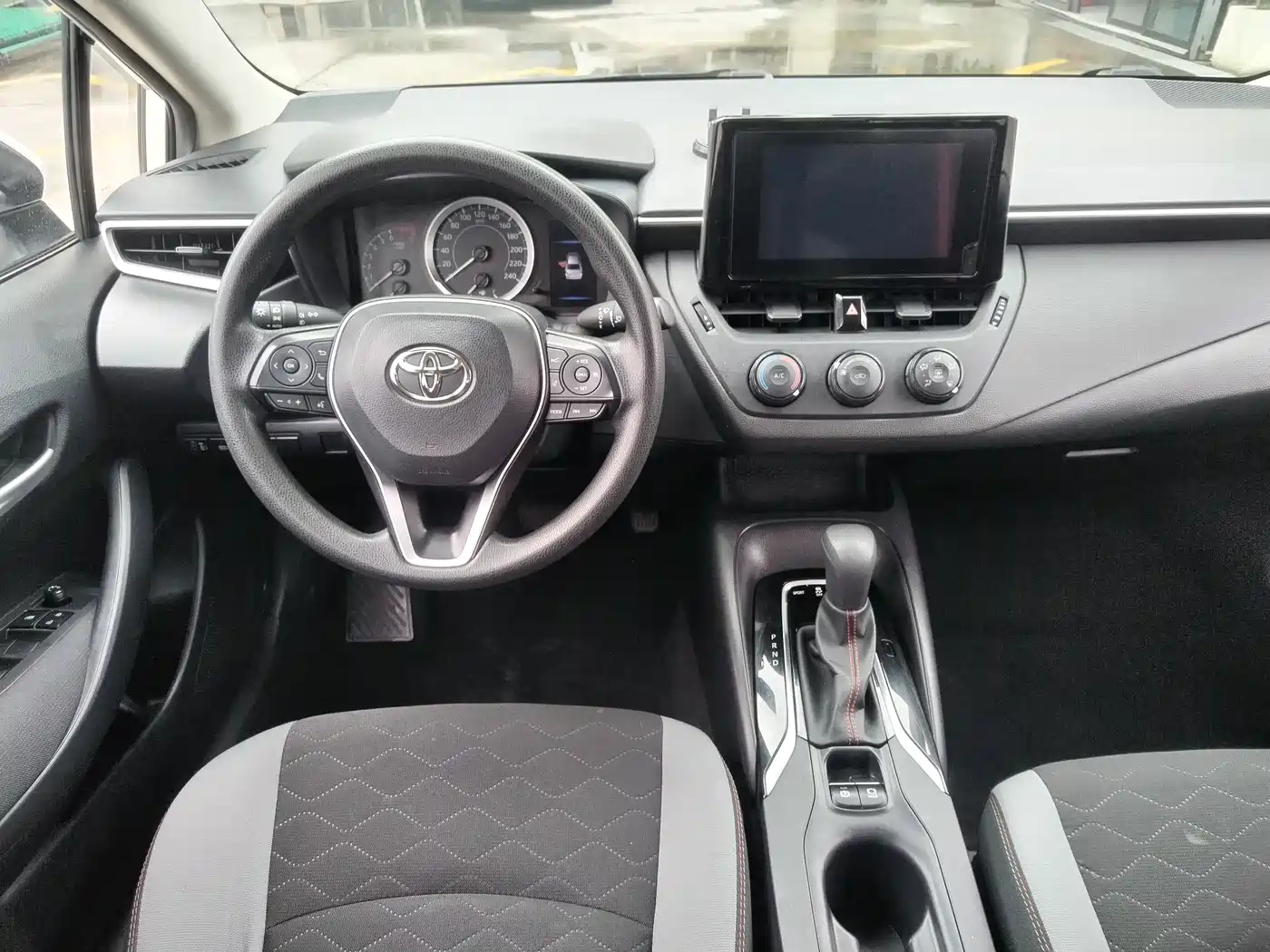 Toyota Corolla 2023 1.2T Pioneer Edition фото 22