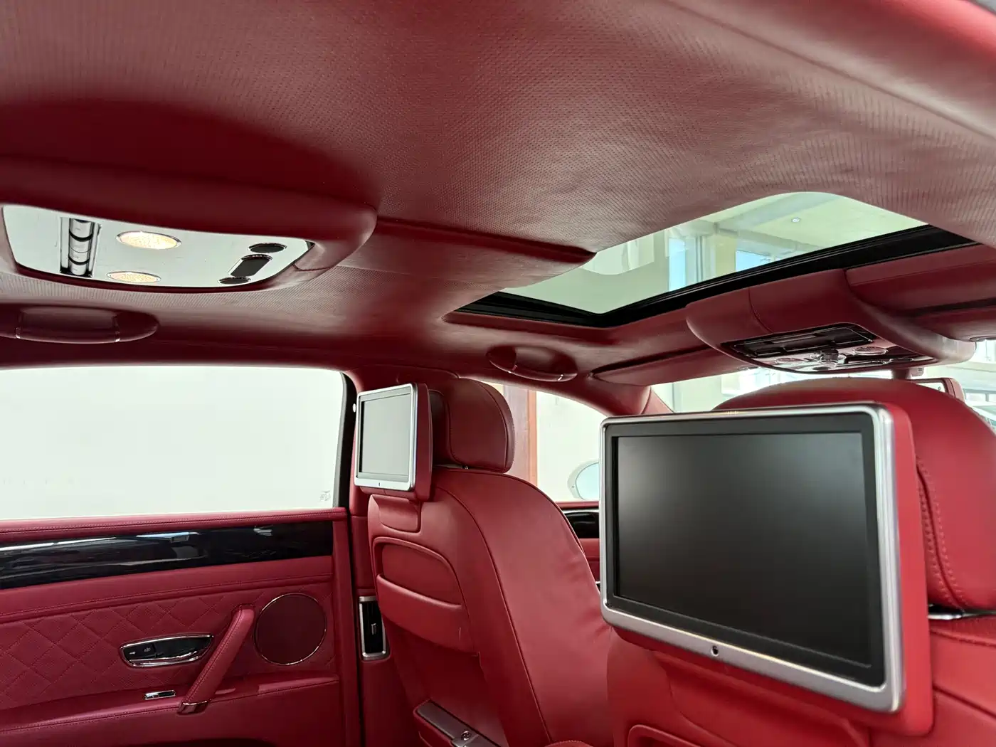 Bentley Flying Spur 2016 4.0T V8 Standard Edition фото 11
