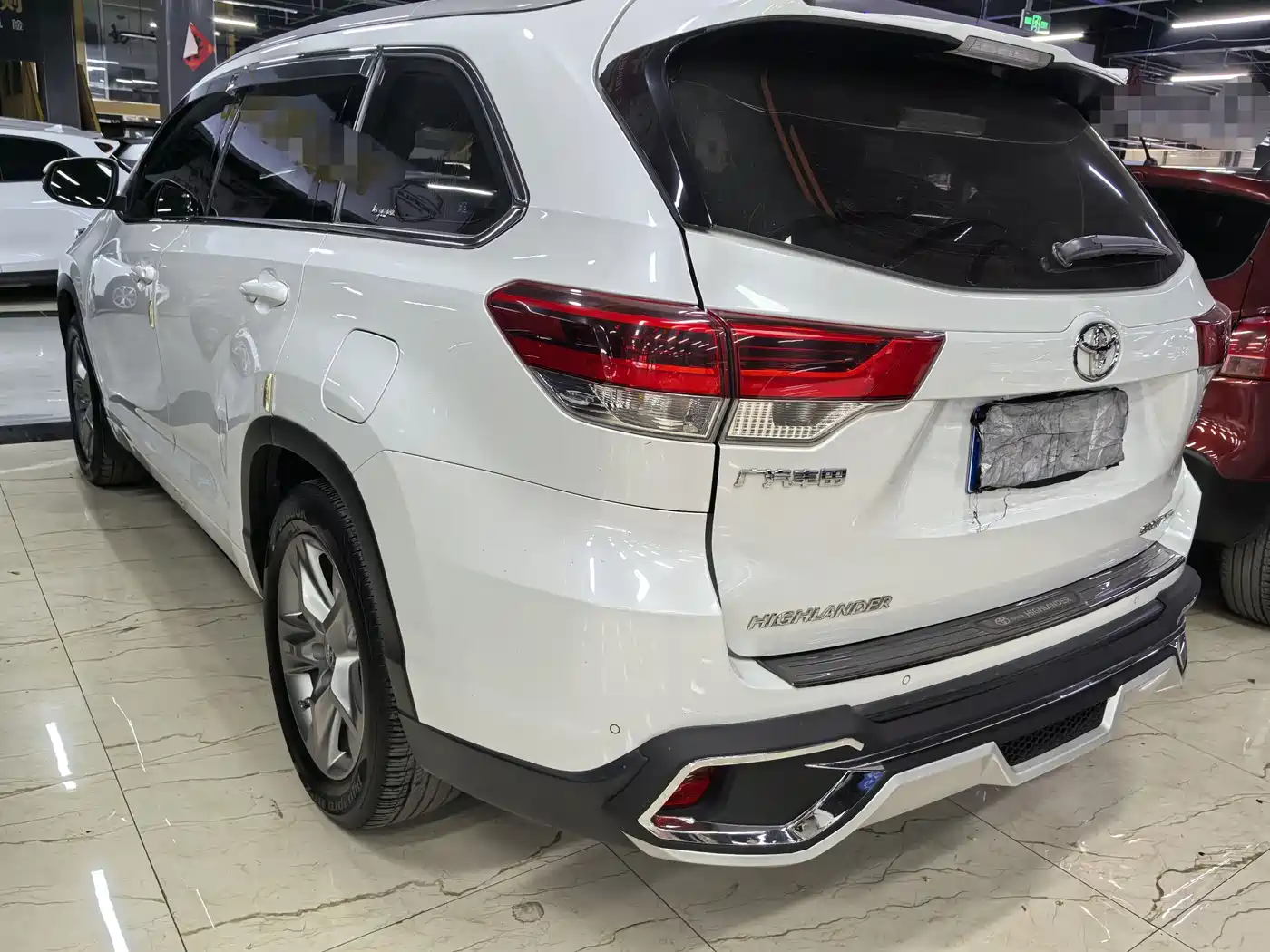 Toyota Highlander 2018 2.0T 4WD Luxury 7-seater China VI фото 4