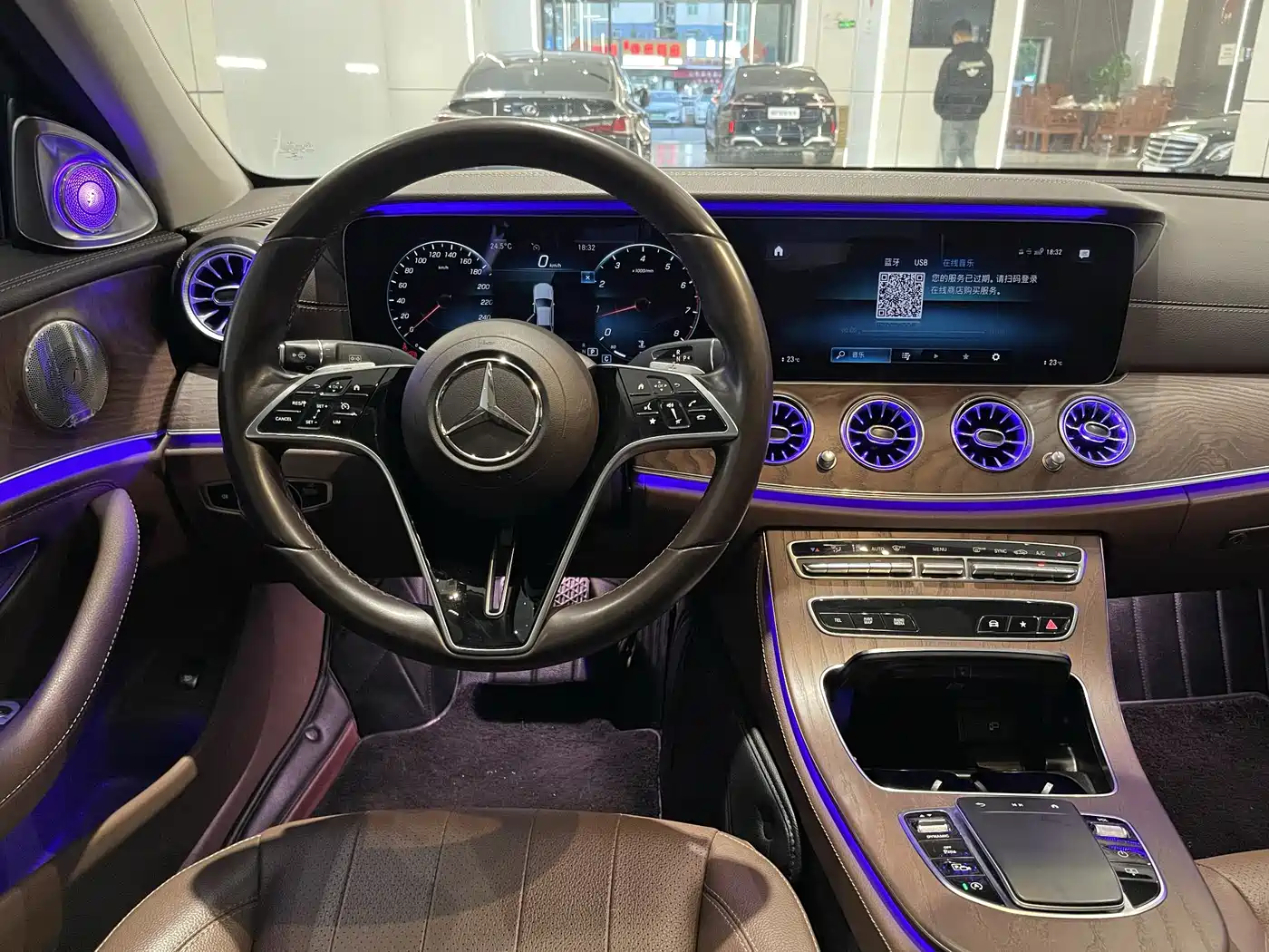 Mercedes-Benz E-Class 2021 E 300 L Luxury фото 12