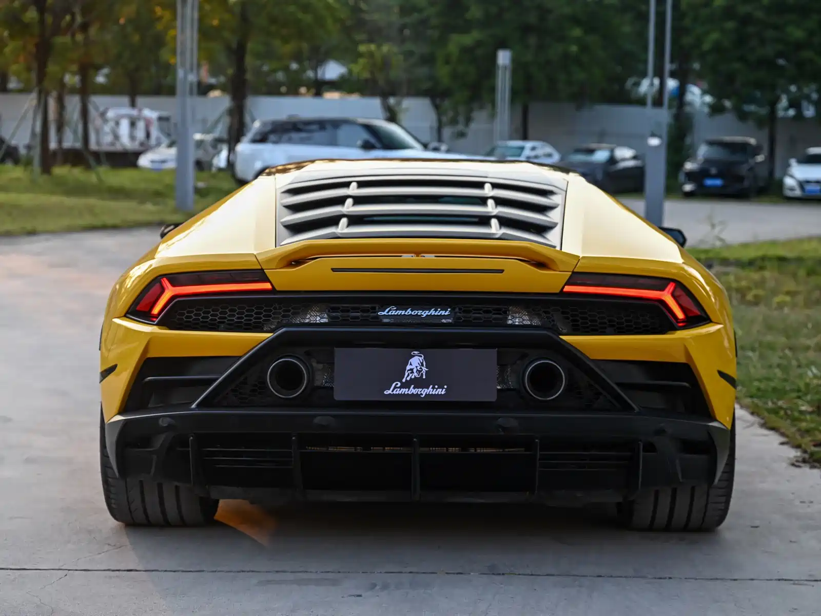 Фото 5 - Lamborghini Huracán