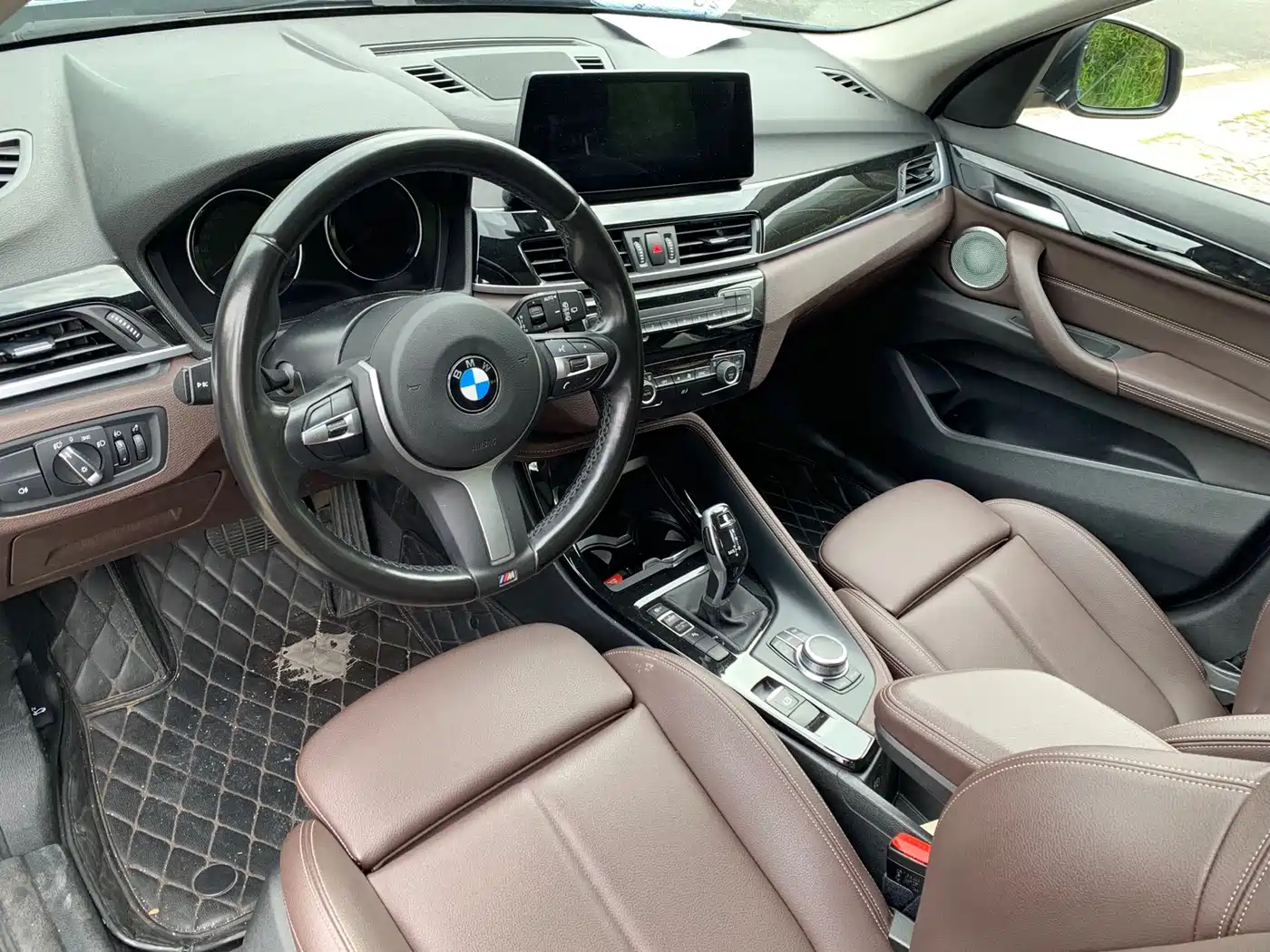 BMW X1 2022 sDrive20Li Premium фото 11