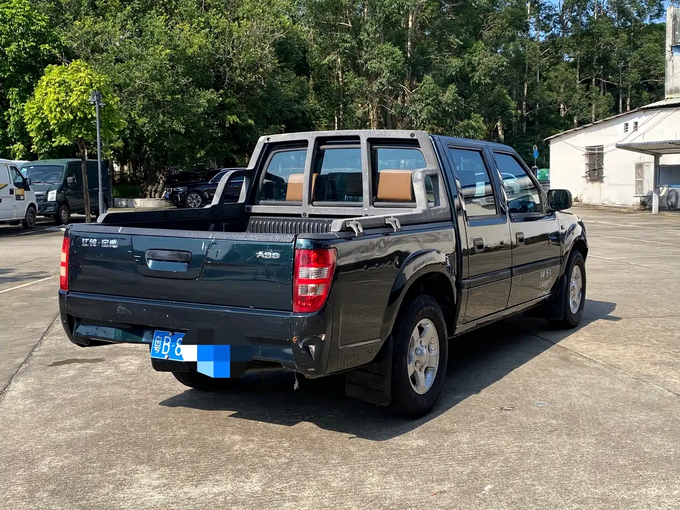 Jiangling Baodian 2018 2018 2.9T New Value 2WD Diesel Comfort Standard Cargo Box JX4D30B5L