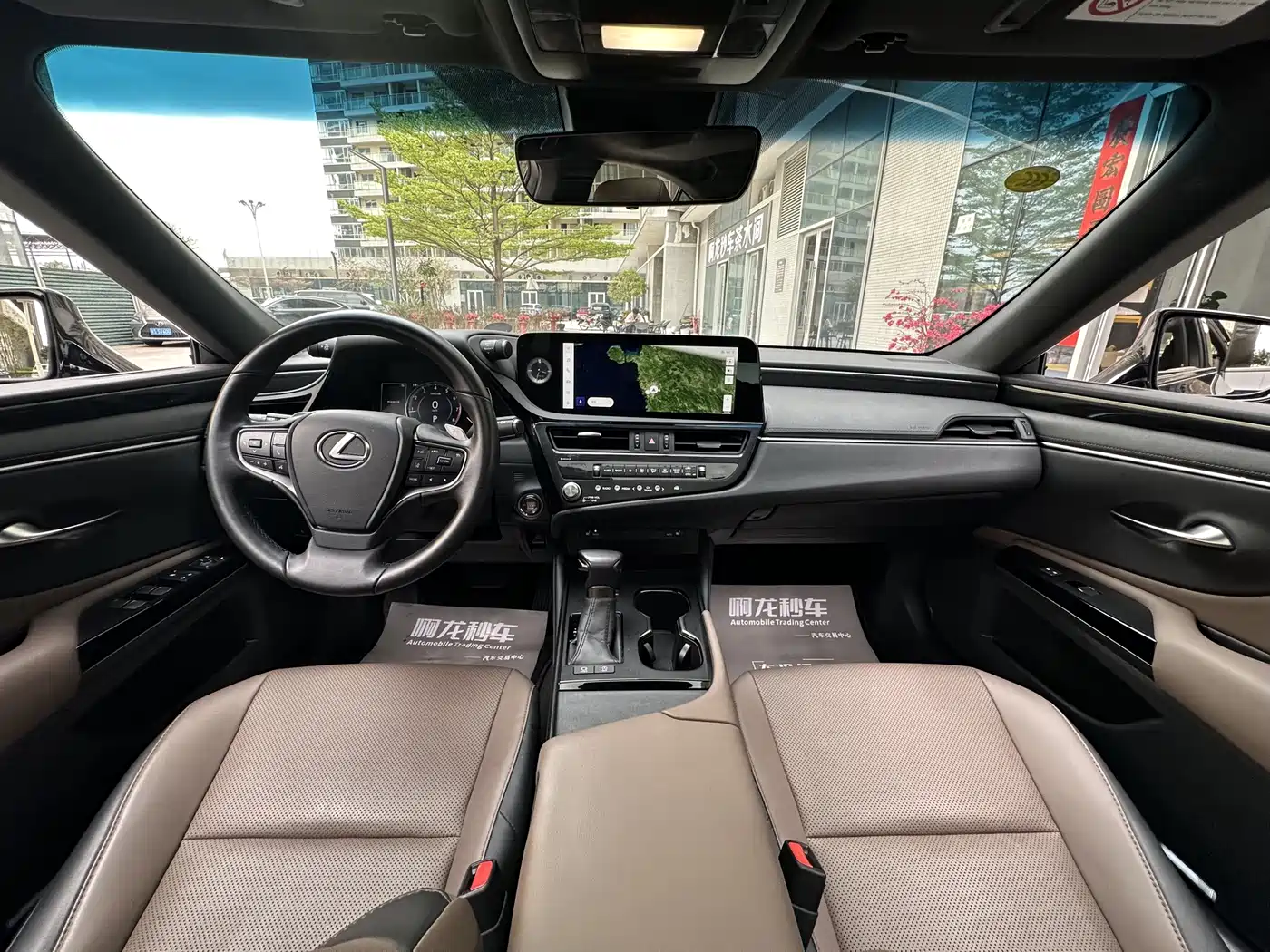 Lexus ES 2023 200 Excellence Edition фото 16
