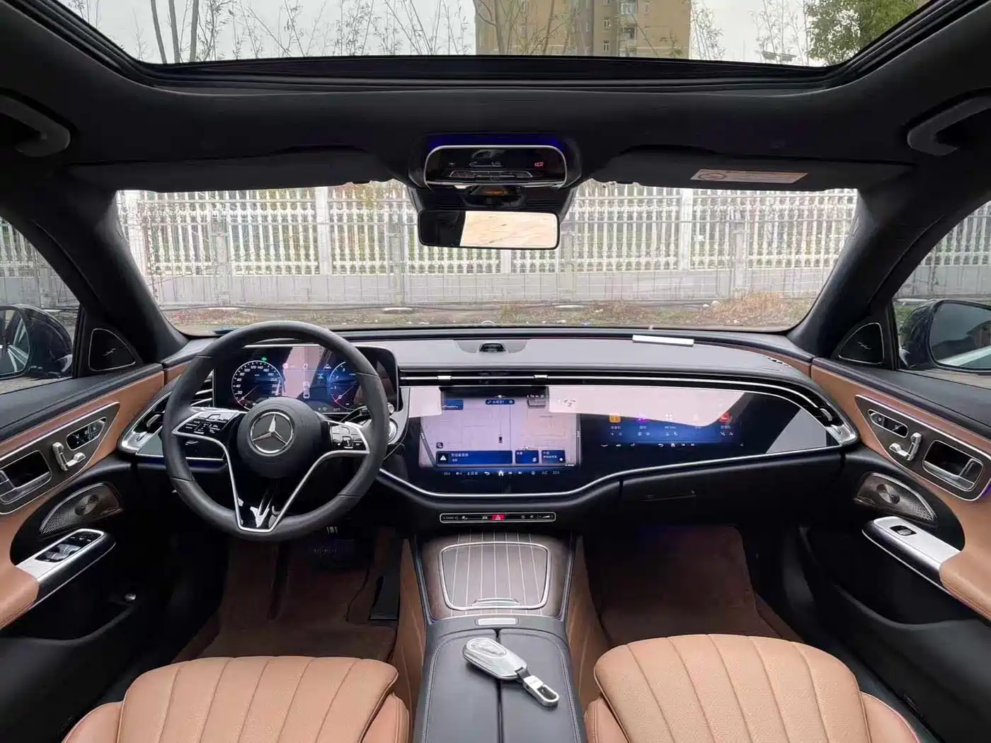 Mercedes-Benz E-Class 2025 E 300 L Luxury фото 7