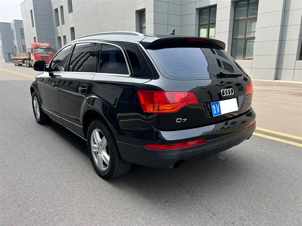 Audi Q7 2007 3.6 FSI quattro Luxury фото 5