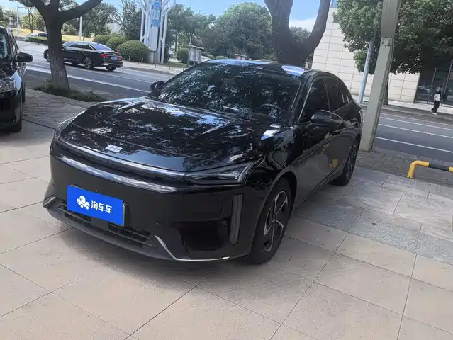 Geely Galaxy Galaxy L6 2024