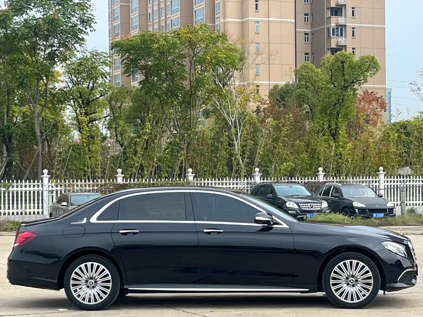 Mercedes-Benz E-Class 2018 Facelift E 200 L Sport фото 4