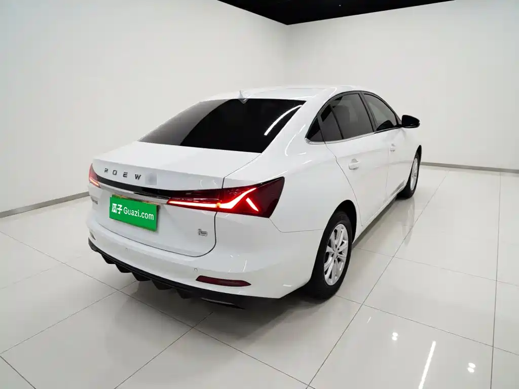 Roewe i5 2025 2026 1.5L CVT Luxury