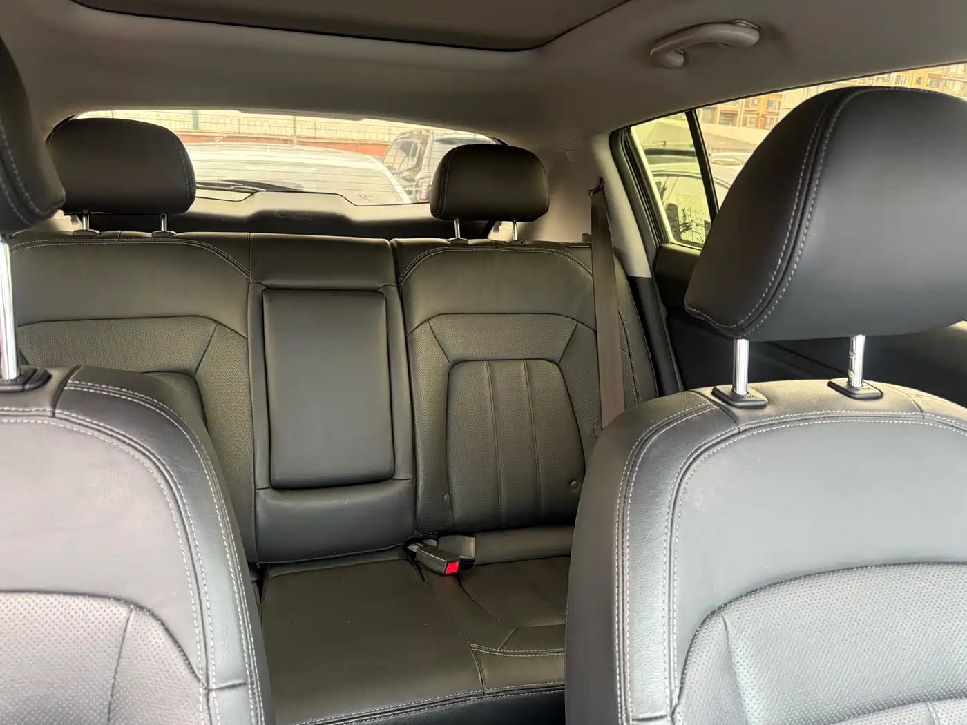 Kia Sportage 2015 2.0L Automatic 2WD Premium фото 13