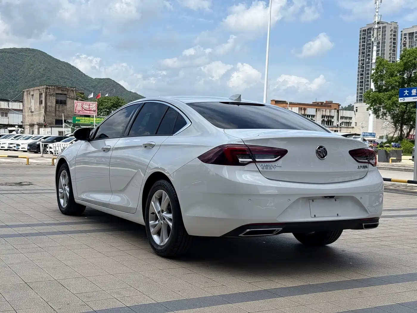 BUICK REGAL