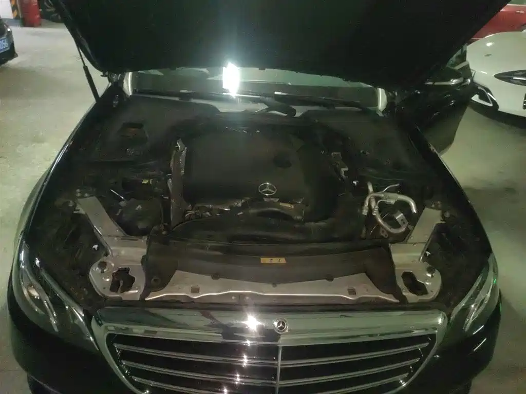 Mercedes-Benz E-Class 2020 E 300 L Luxury Model фото 16