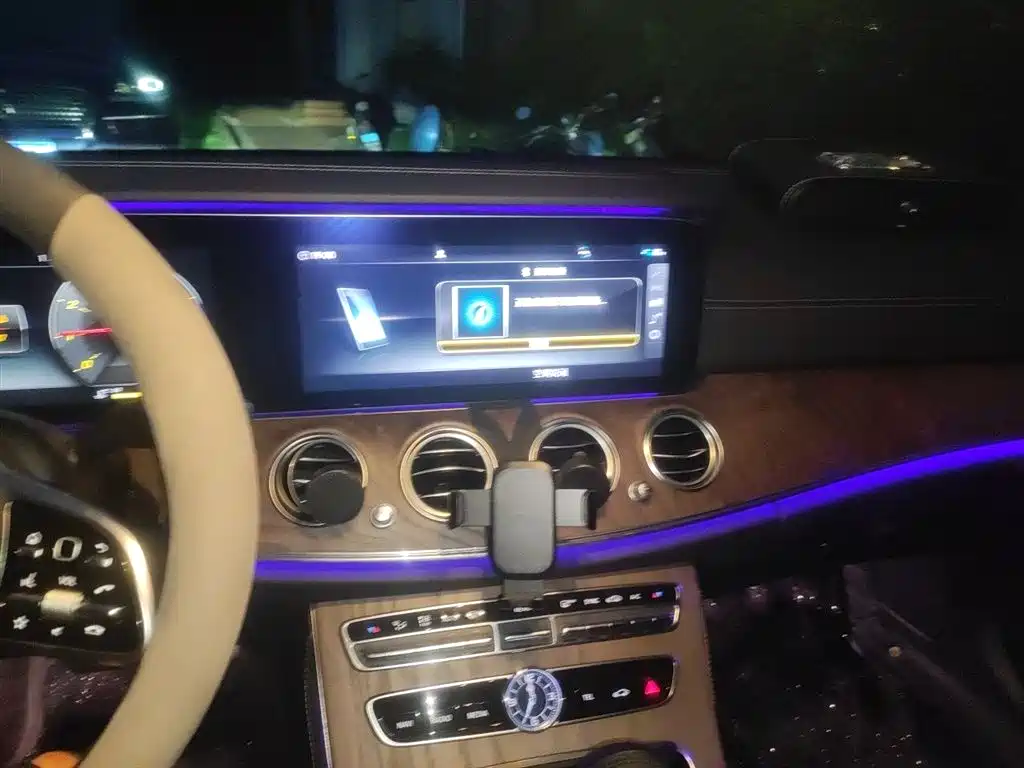 Mercedes-Benz E-Class 2020 E 300 L Luxury Model фото 9
