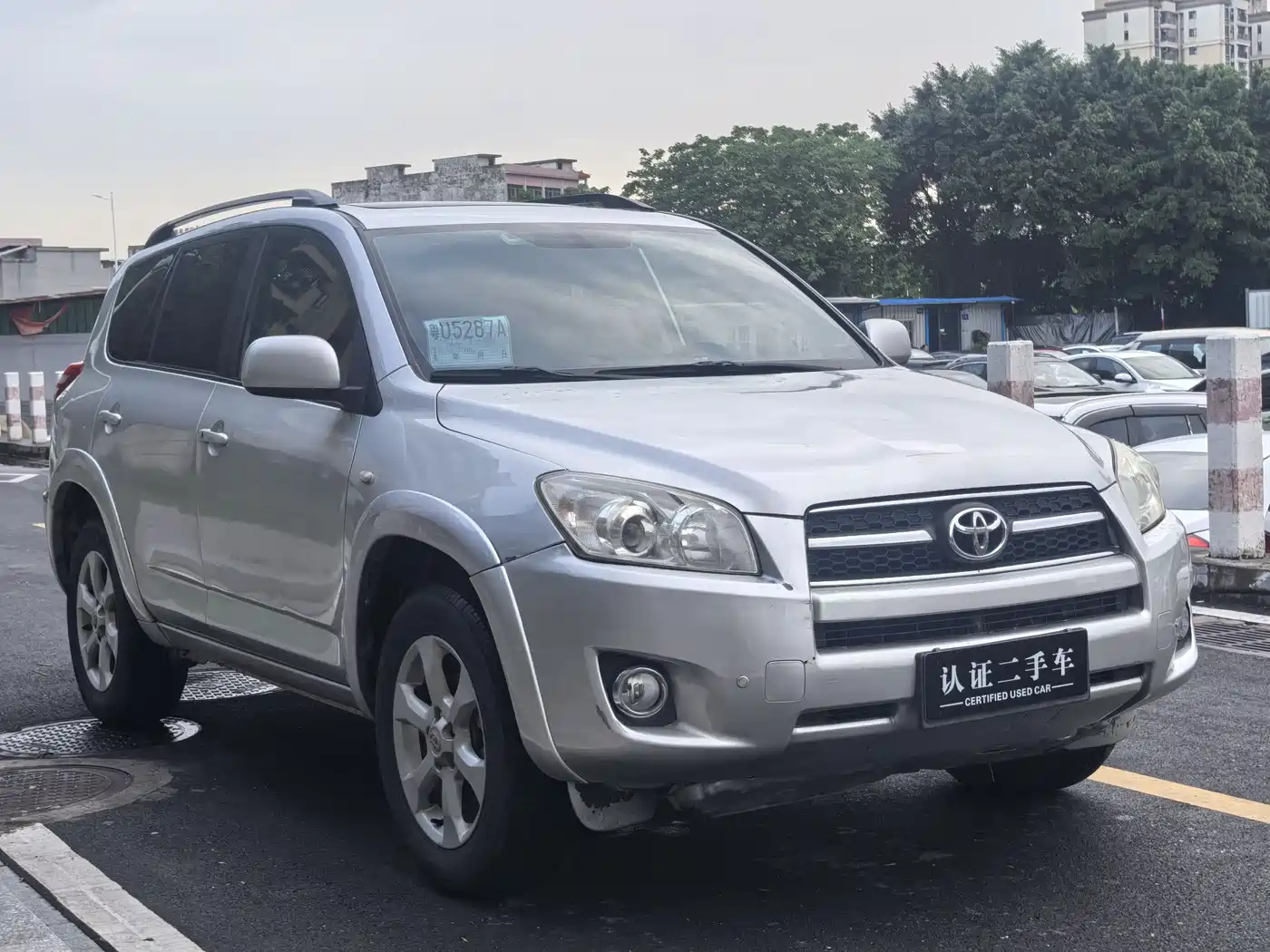 Toyota RAV4 Rongfang 2009 2.4L Automatic Luxury Edition фото 3