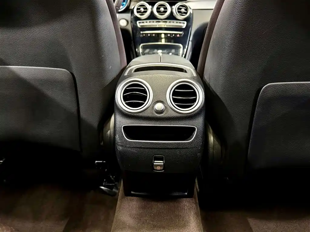 Mercedes-Benz GLC 2021 GLC 260 L 4MATIC Sporty фото 23