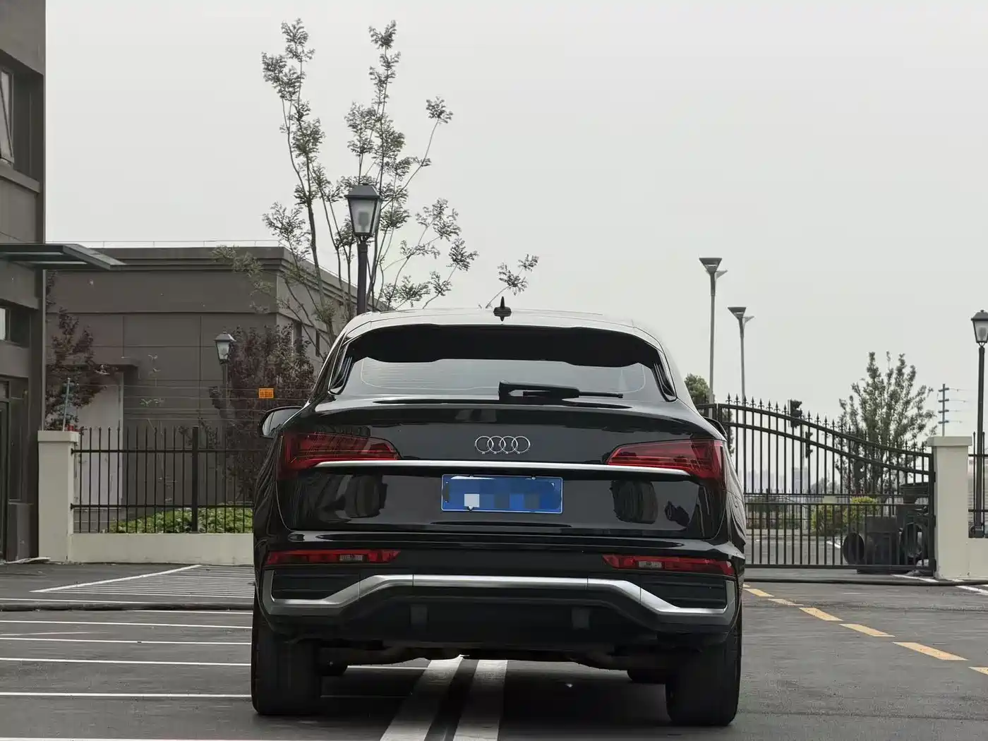 Audi Q5L Sportback 2022 40 TFSI RS Kit Speed Edition фото 10