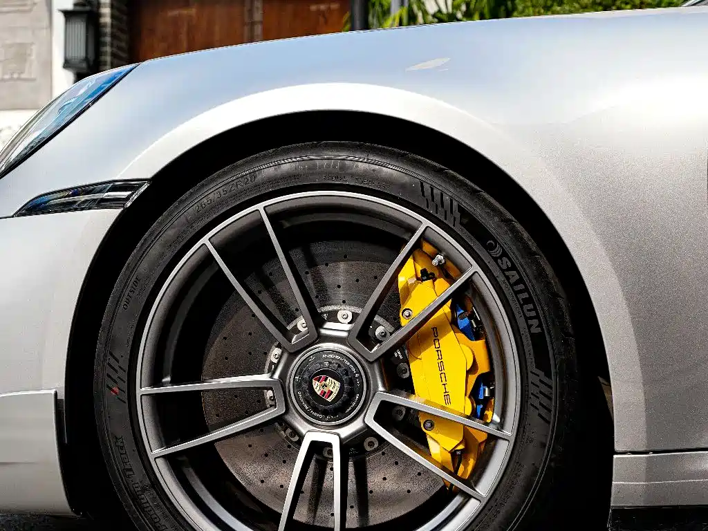 Porsche 911 2022 Turbo S 3.7T фото 6