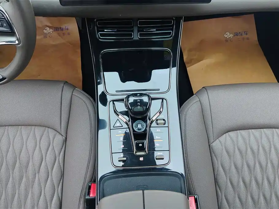 BYD Han 2023 DM-i Champion Edition 121KM Honor фото 16