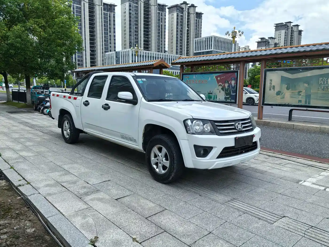 Qiling Auto Qiling T5 2017 2016 2.8T 2WD Premium Extended Wheelbase JE493ZLQ4CB