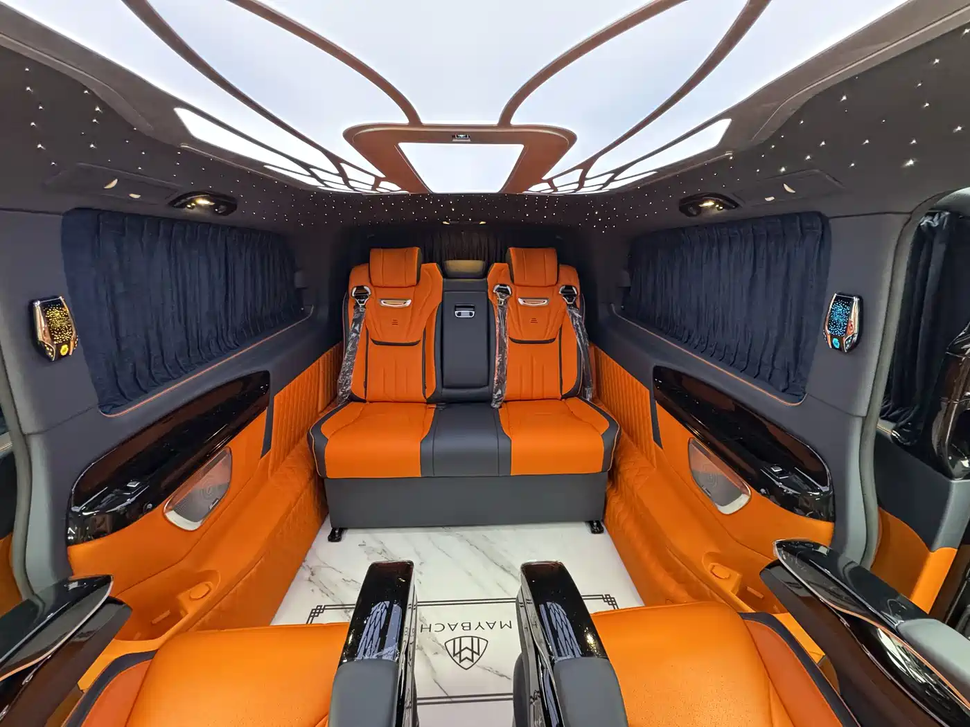 Mercedes-Benz Vito 2021 2.0T Business Edition 7-seater фото 17