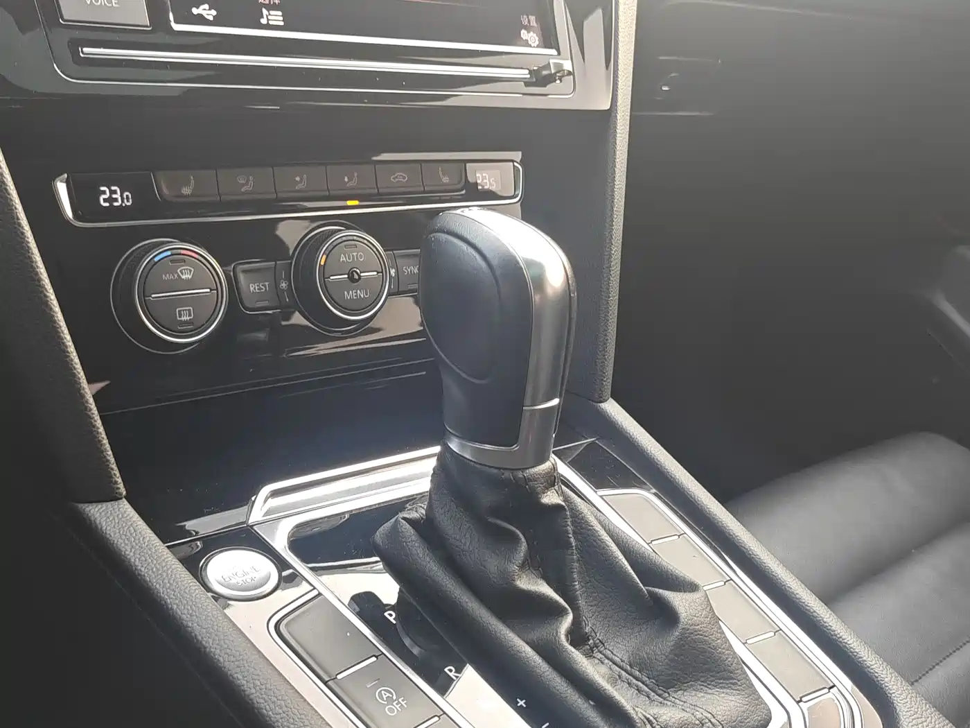 Volkswagen Magotan 2019 330TSI DSG Luxury China V фото 24