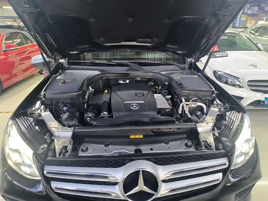 Mercedes-Benz GLC 2018 Facelift GLC 300 4MATIC Dynamic фото 20
