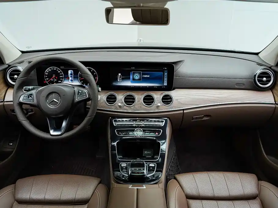 Mercedes-Benz E-Class 2016 E 200 L фото 5