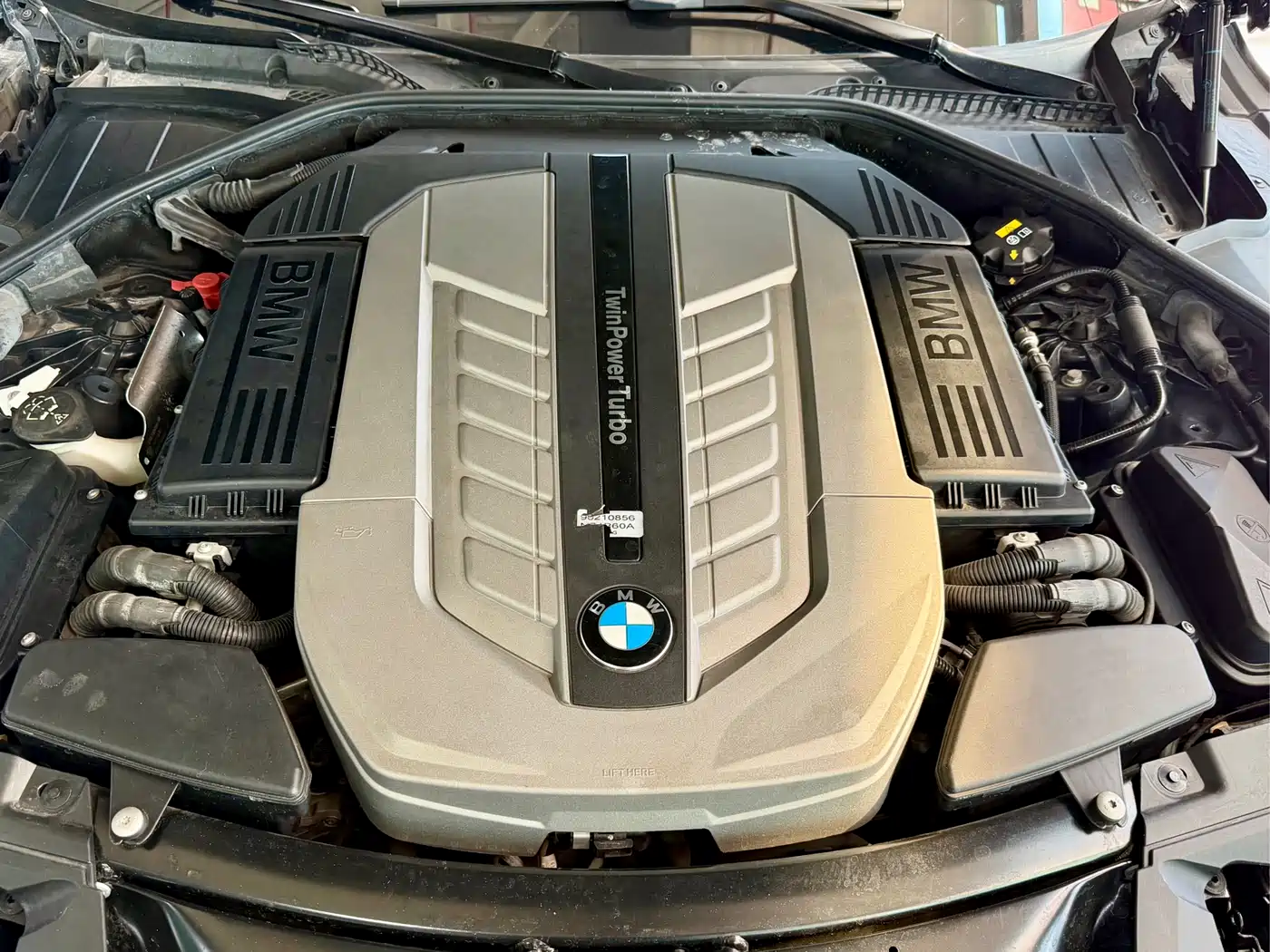 BMW 7 Series 2013 Model 760Li фото 41