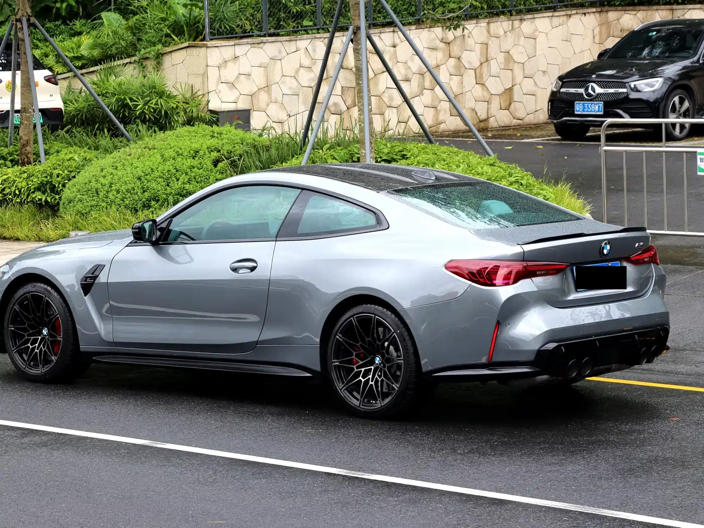 BMW M4 2026 2024 BMW M4 Coupe M xDrive Competition