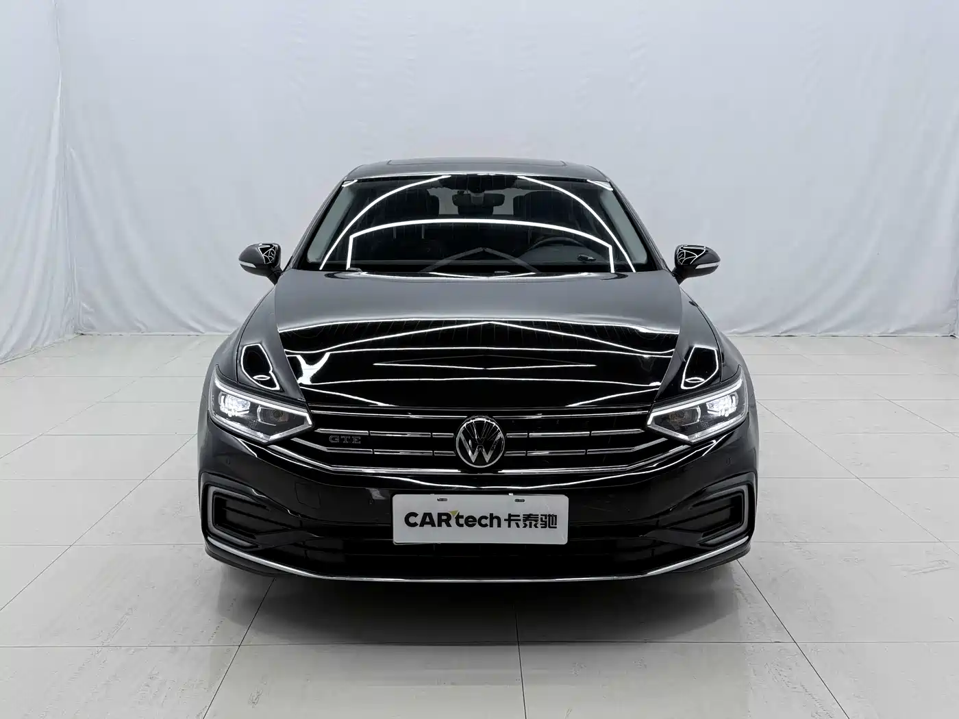 VOLKSWAGEN MAGOTAN GTE PLUG IN HYBRID