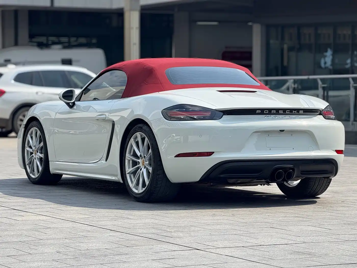 Фото 3 - Porsche 718