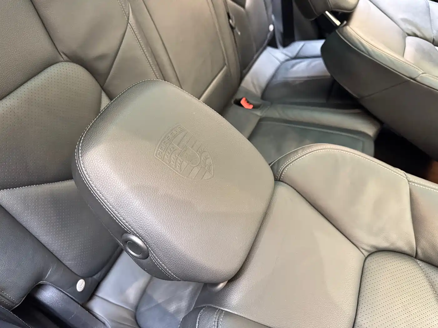 Porsche Cayenne 2014 Cayenne Platinum Edition 3.0T фото 24
