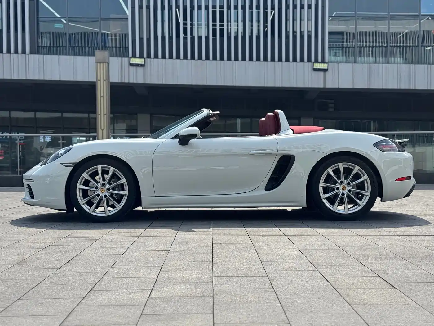 Фото 6 - Porsche 718