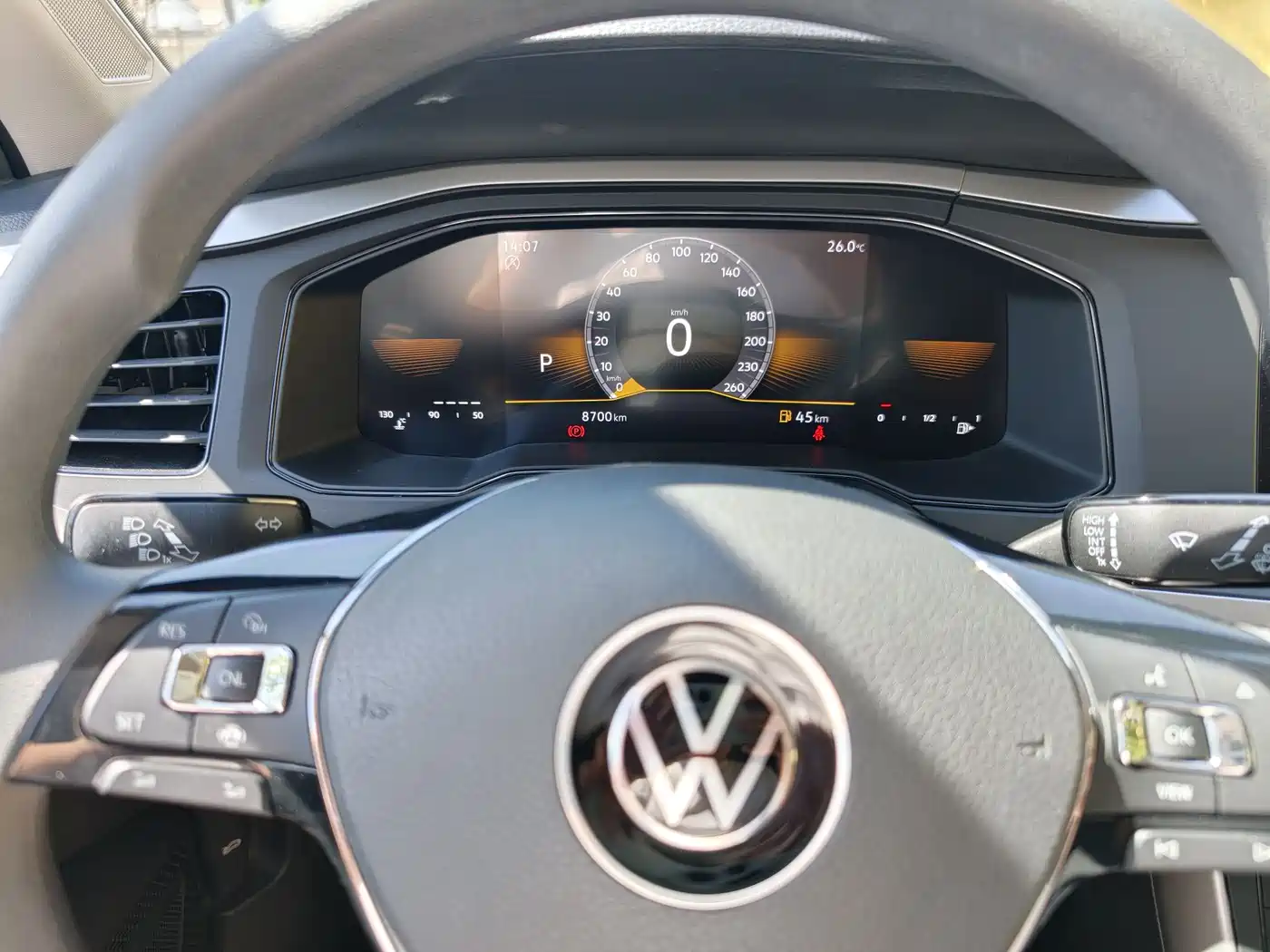 Volkswagen Polo 2022 Plus 1.5L Automatic Joyful Living Edition фото 25