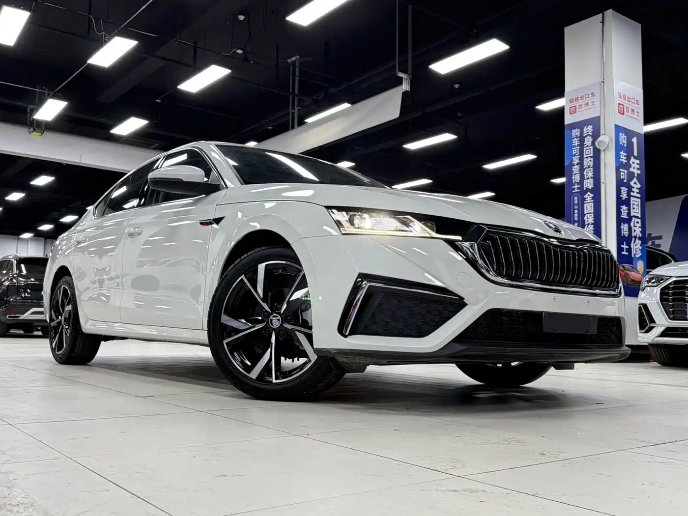 Škoda Octavia 2022 PRO TSI280 Premium Edition фото 2