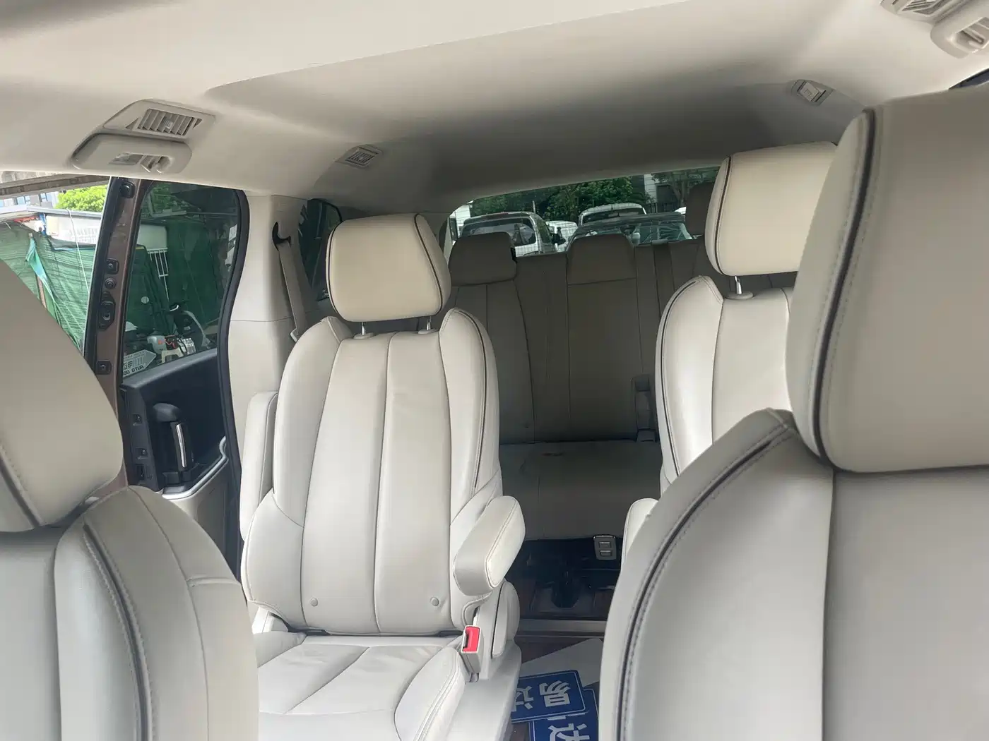 Фото 23 - Buick GL8