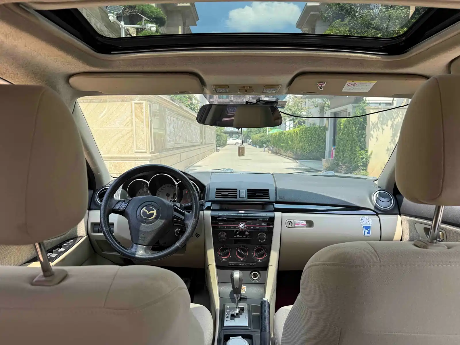 Фото 5 - Mazda 3