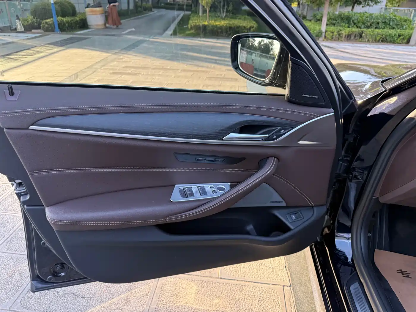 BMW 5 Series, миниатюра 16