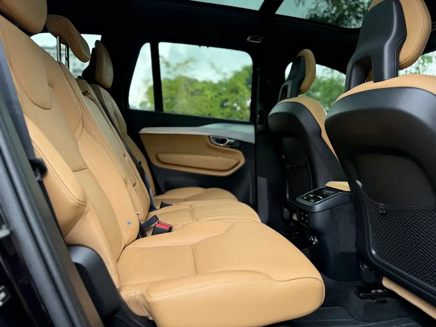 Фото 20 - Volvo XC90