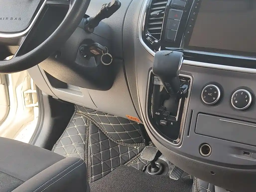 SAIC MAXUS XINTU V80