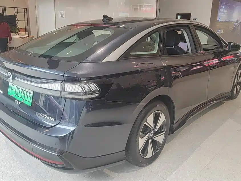 VOLKSWAGEN ID.7 VIZZION