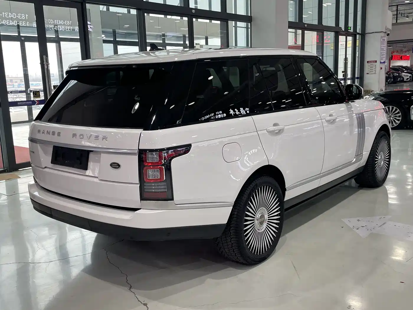 Land Rover Range Rover 2015 3.0 SC V6 Vogue фото 11
