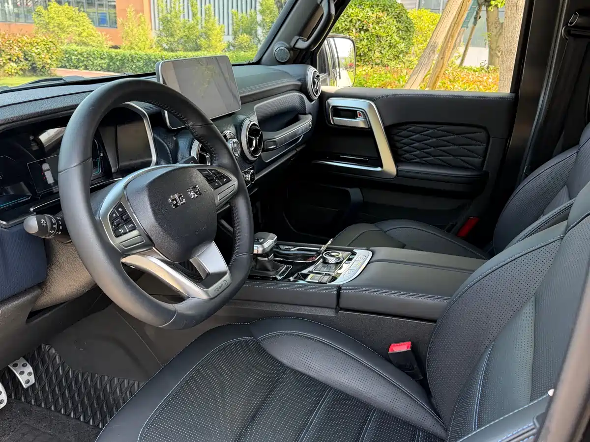BAIC ORV Beijing Offroad BJ40 2023 2.0D Automatic 4WD Blade Hero Edition Knight Type фото 8