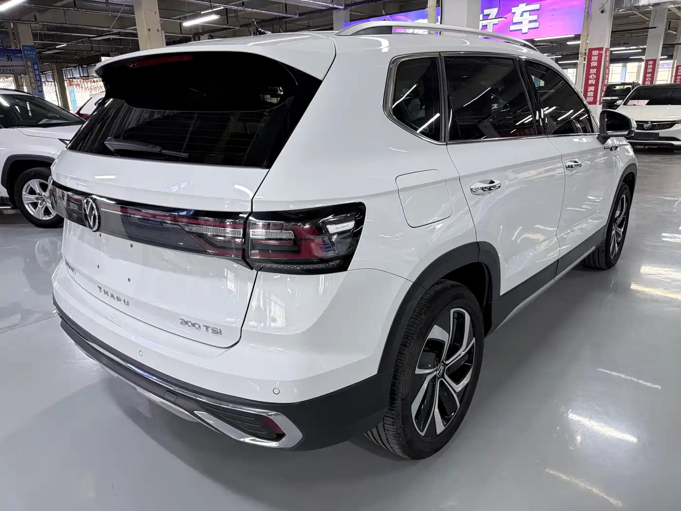 Volkswagen Tharu 2023 300TSI 2WD Moon Premium Edition фото 19